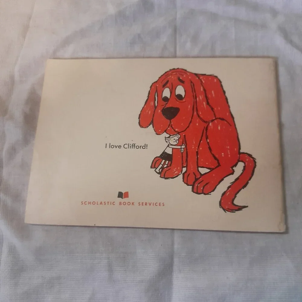 Vintage 1966 Scholastic Paperback Edition of Clifford Takes a Trip - Picture 5 of 5